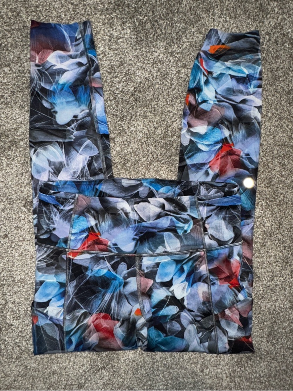 Lululemon high rise Fast and Free size 6